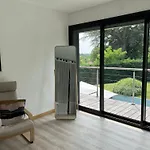 Piscine A Proximite De Lyon וילה