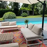 וילה Piscine A Proximite De Lyon Chaponost