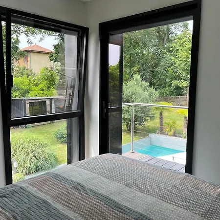 Piscine A Proximite De Lyon *