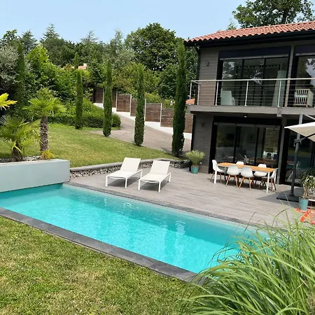 וילה Piscine A Proximite De Lyon *