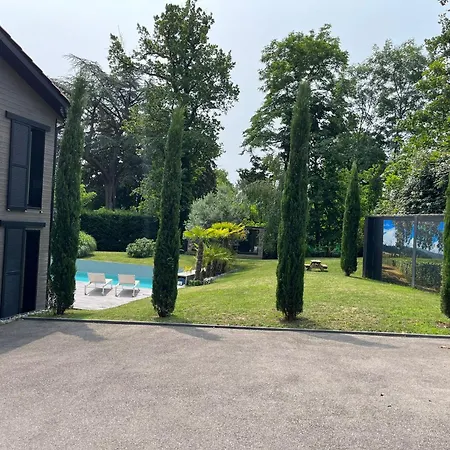 Piscine A Proximite De Lyon Villa Chaponost