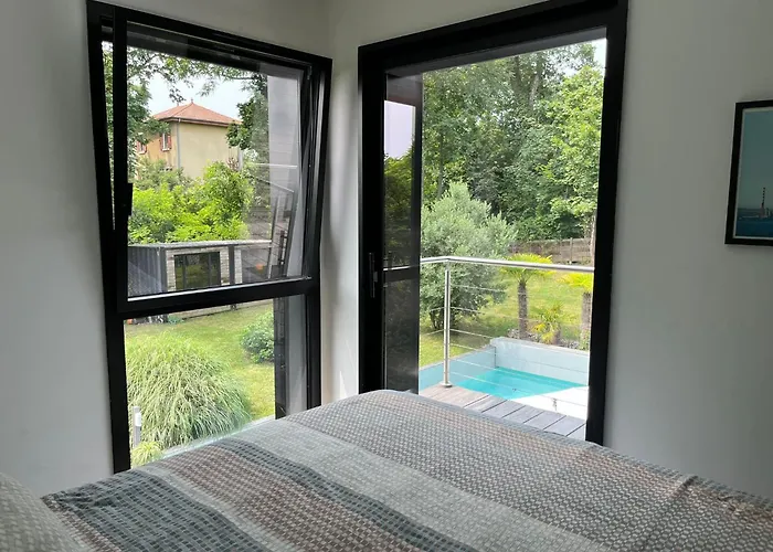 Piscine A Proximite De Lyon *