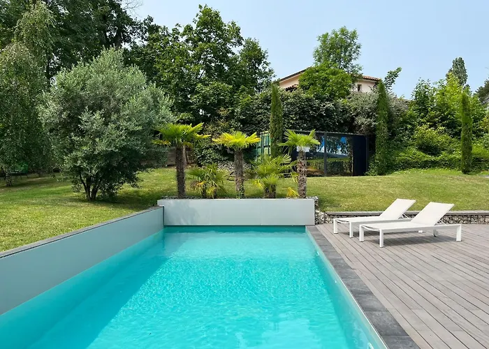 Villa Piscine A Proximite De Lyon Chaponost